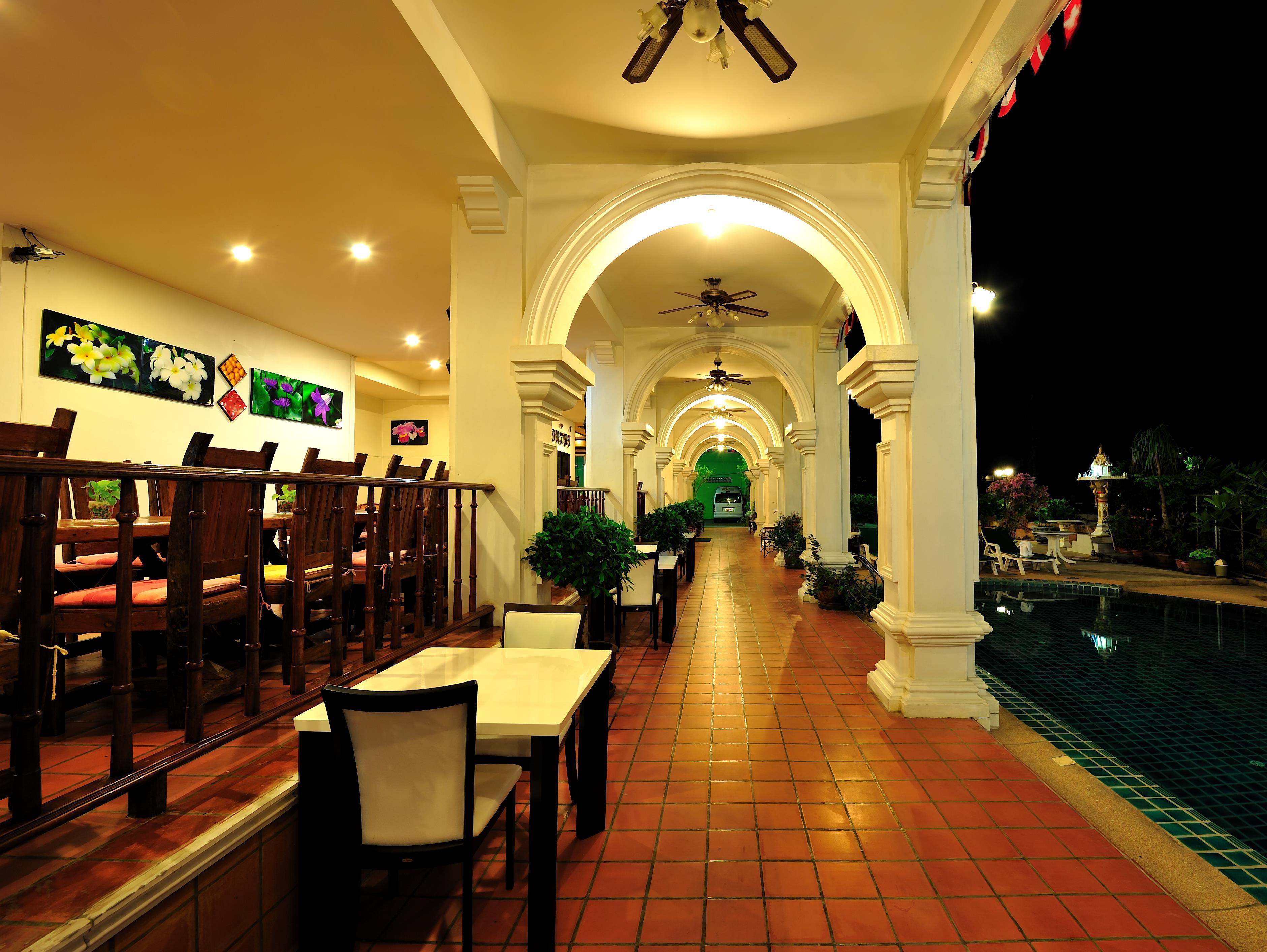 Apk Resort Patong Eksteriør billede