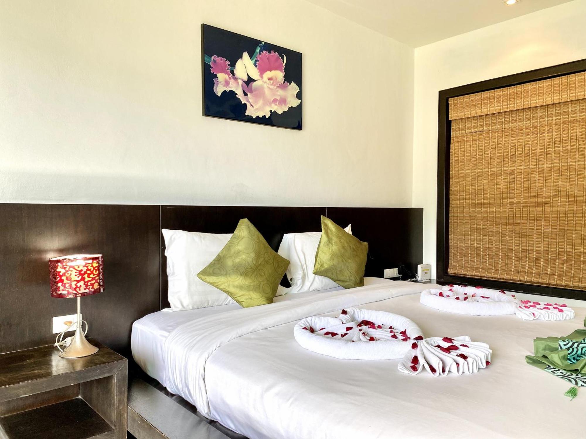 Apk Resort Patong Eksteriør billede