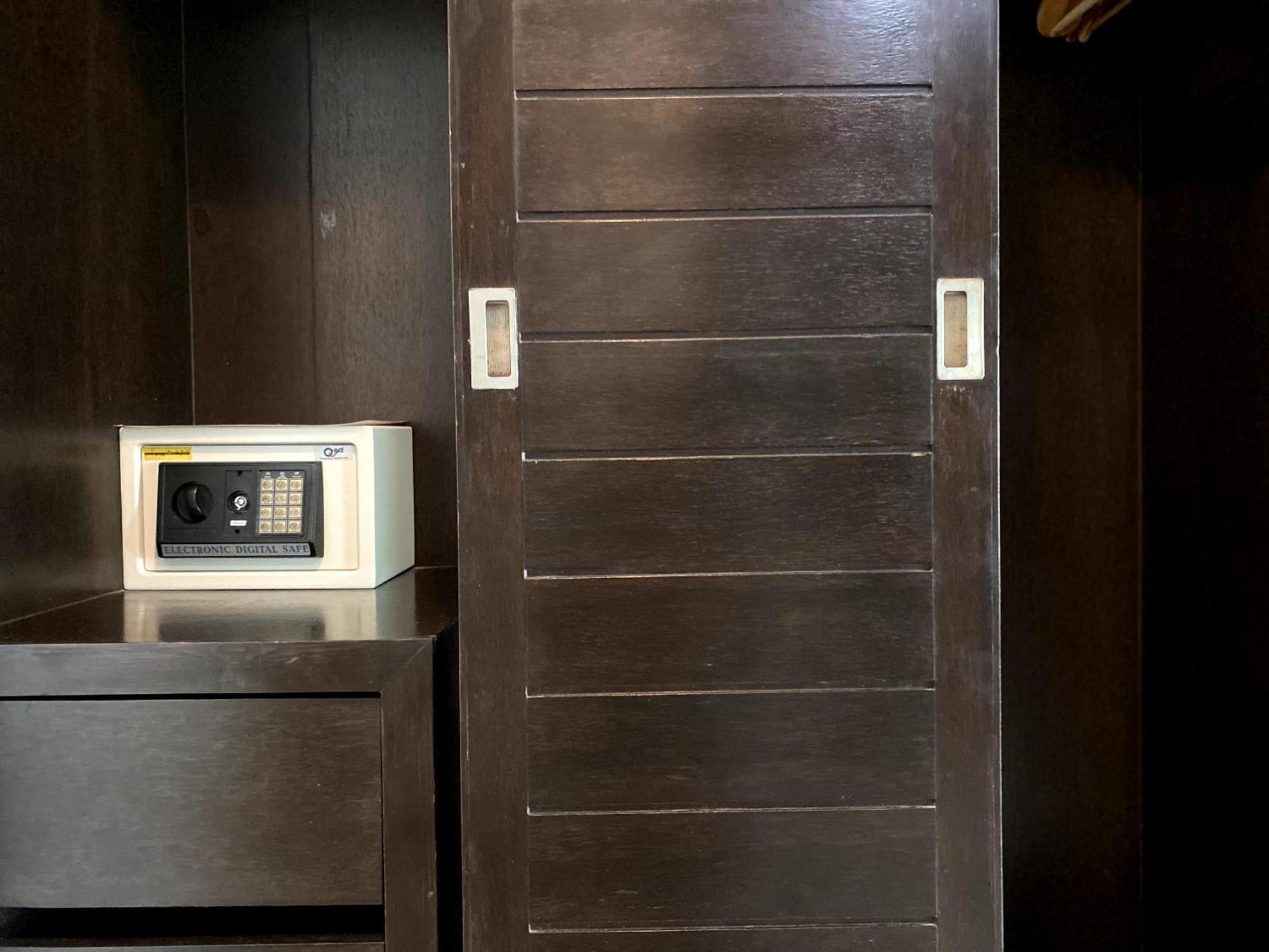 Apk Resort Patong Eksteriør billede