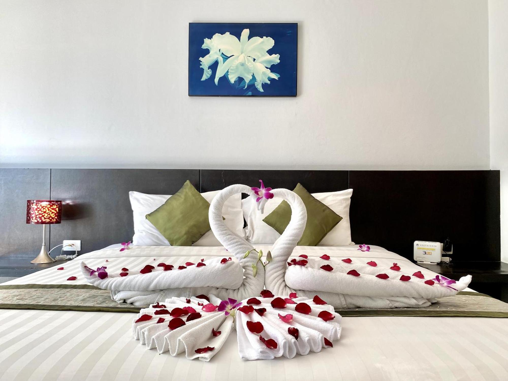 Apk Resort Patong Eksteriør billede