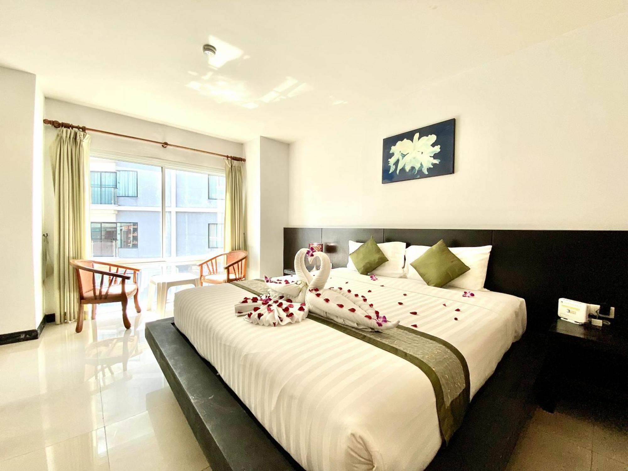 Apk Resort Patong Eksteriør billede