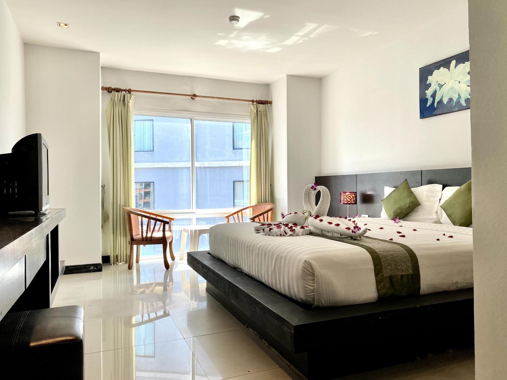 Apk Resort Patong Eksteriør billede