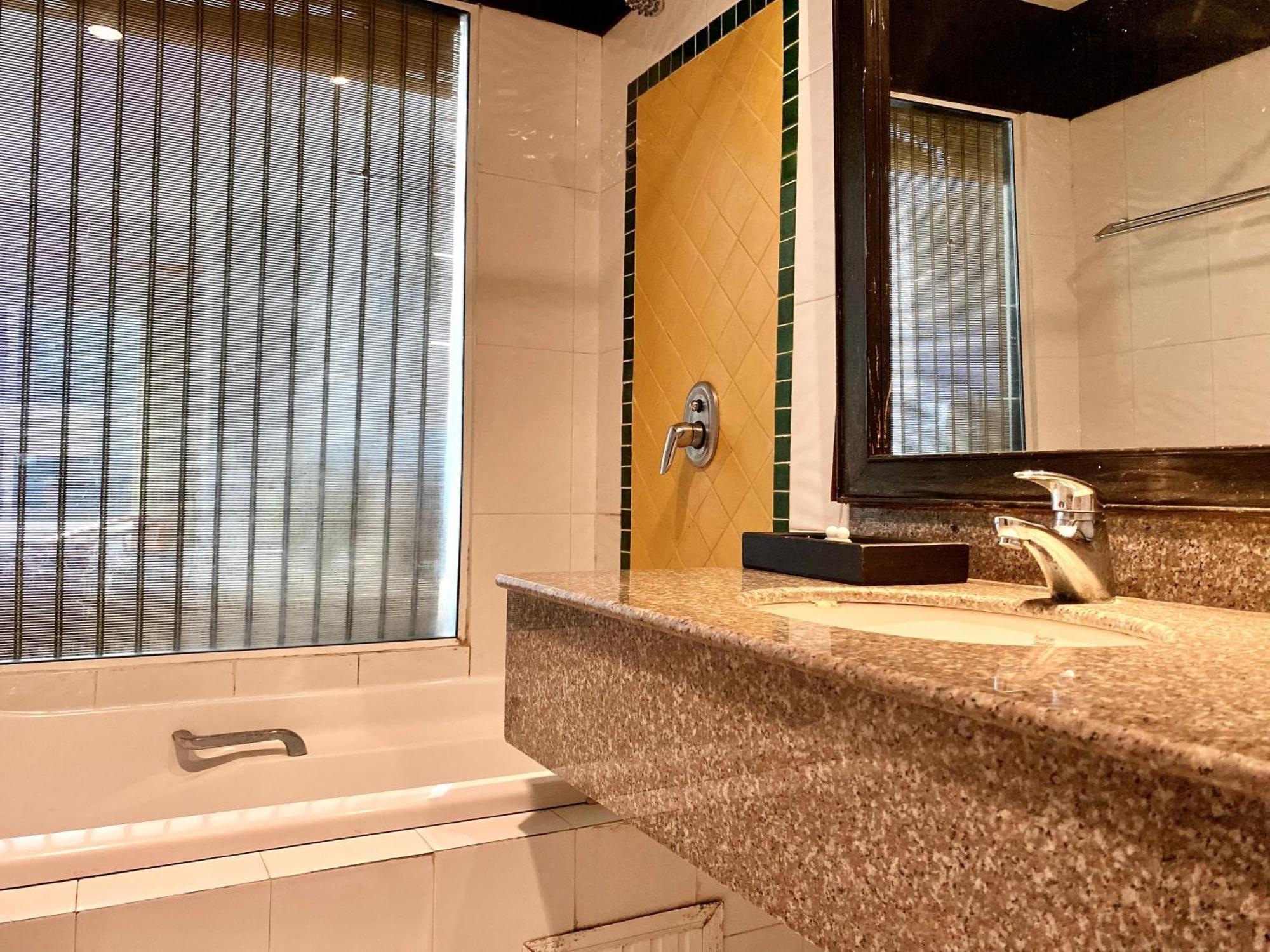 Apk Resort Patong Eksteriør billede