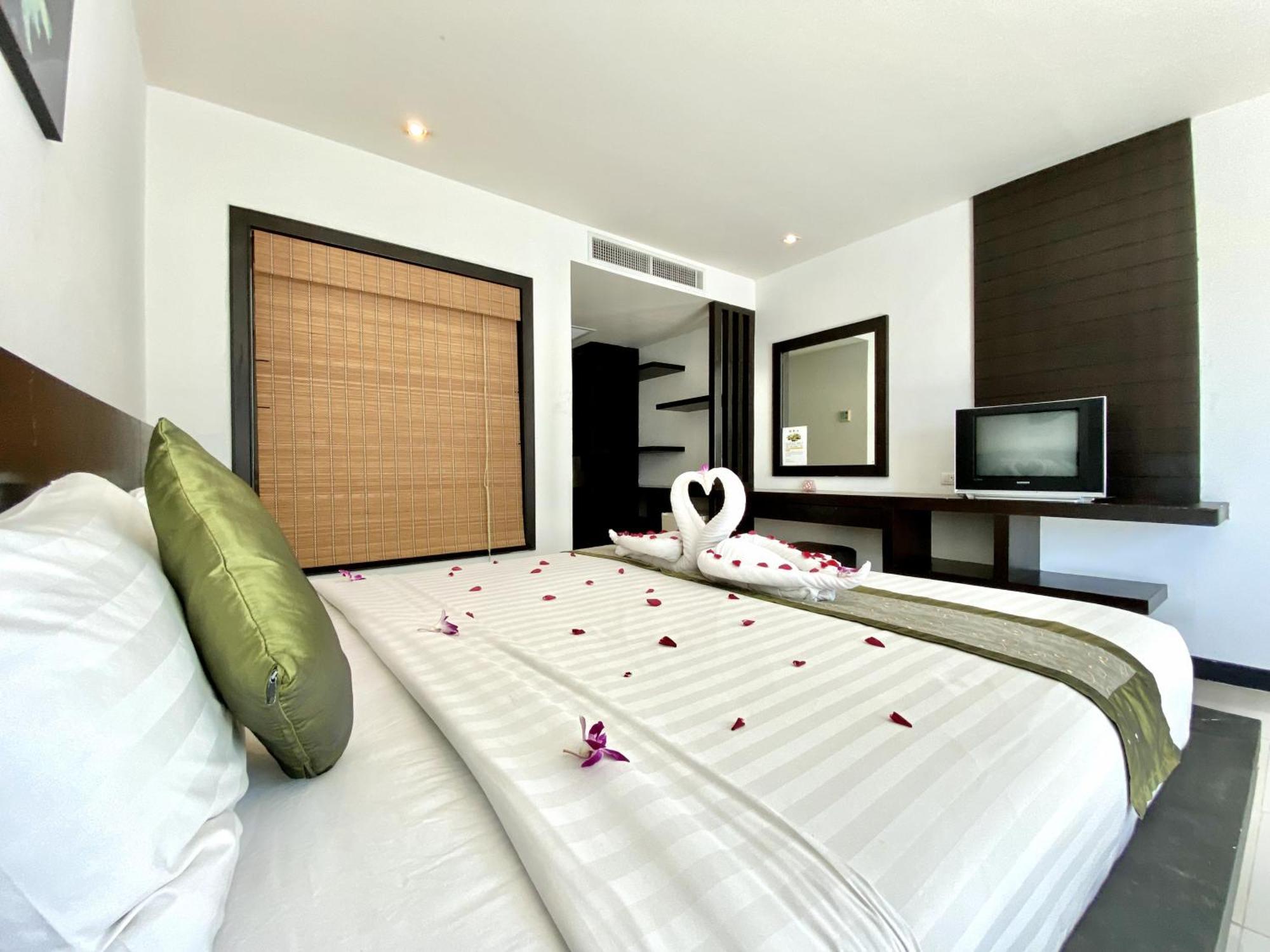 Apk Resort Patong Eksteriør billede